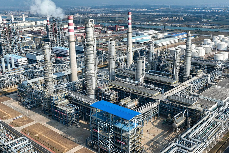 Refino de petróleo e processamento químico